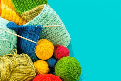 Balls-of-coloured-wool.gif